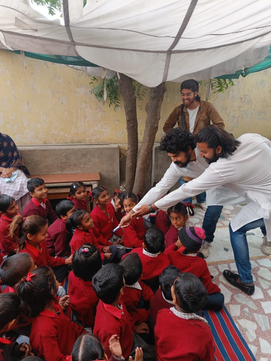 नाटक तीन तिगाड़ा काम बिगाड़ा ने बच्चों को खूब हंसाया और गुदगुदाया